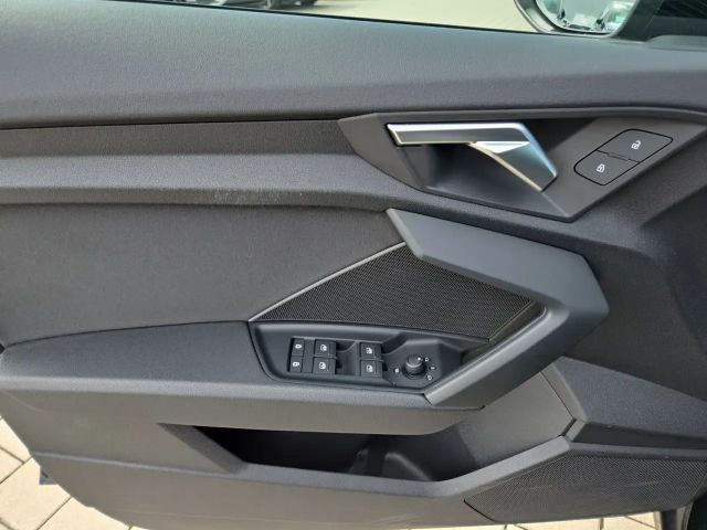 Audi A3 30 TDI S-Tronic Sedan