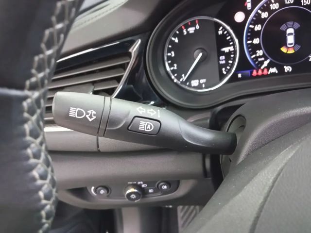 Opel Insignia B /Automatk/ Diesel 174 PS/ AHK schwenb