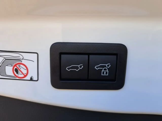 Toyota C-HR Hybride Team D