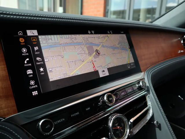Bentley Flying Spur Hybrid