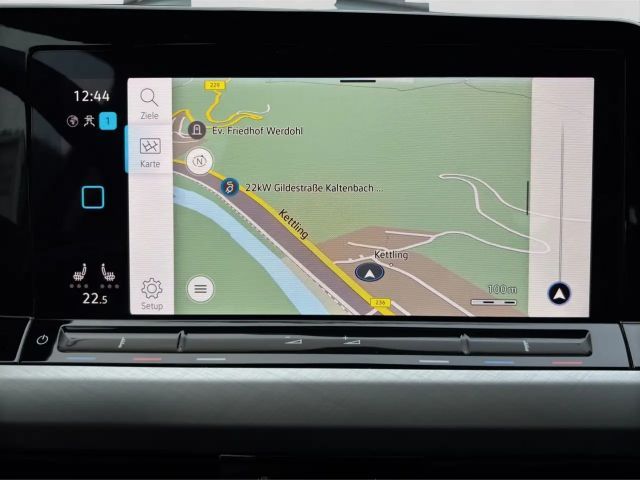 Volkswagen Golf 1.5 eTSI DSG Life Variant