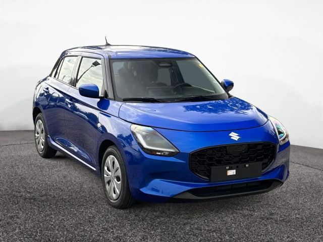 Suzuki Swift Club Hybrid
