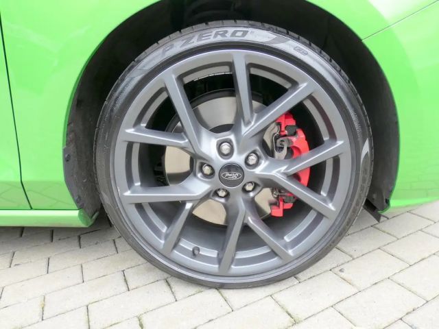 Ford Focus EcoBoost ST Line