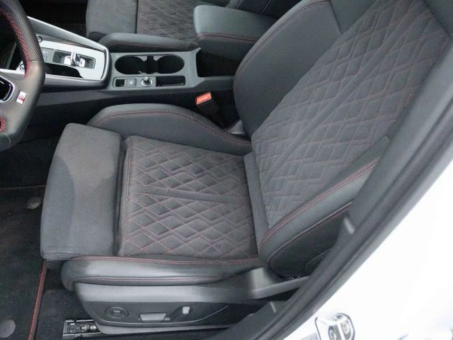 Audi A3 40 TFSI S-Line S-Tronic Sedan