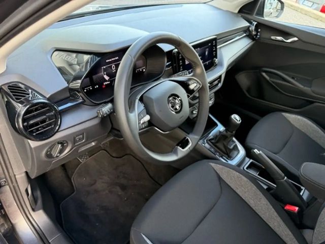 Skoda Fabia 1.0 MPI Essence SHZ,PDC,LED,GRA,NSW