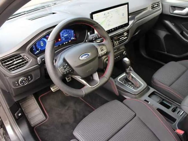 Ford Focus ST Line Wagon