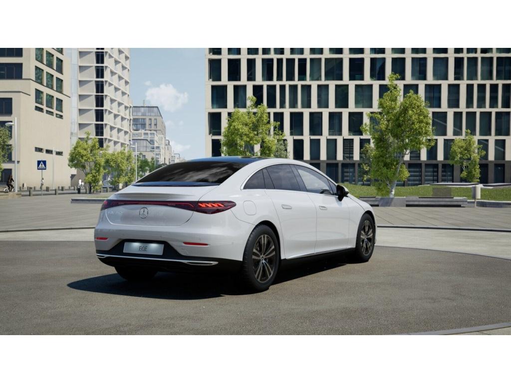 Mercedes-Benz EQE 350 Sedan