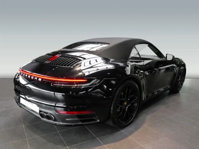 Porsche 992 Cabrio Carrera