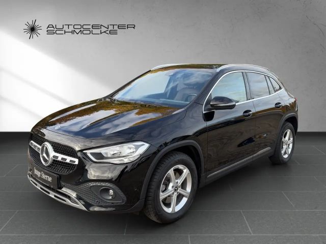 Mercedes-Benz GLA 200 Progressive