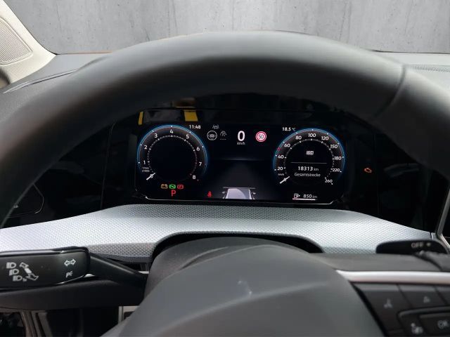 Volkswagen Golf 1.5 eTSI DSG Golf VIII