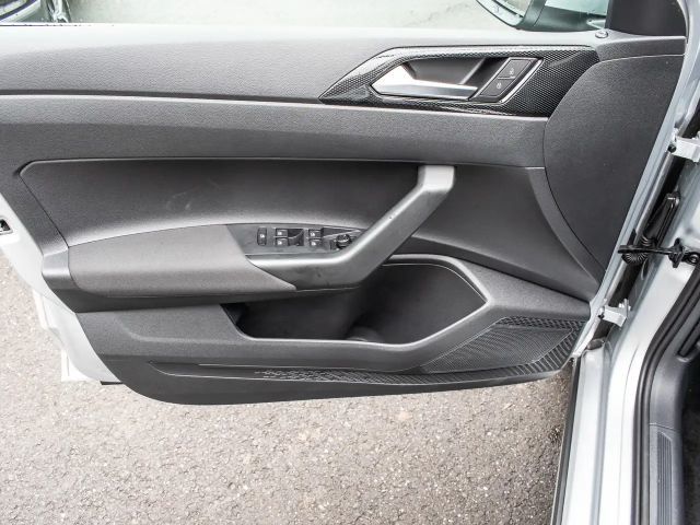 Volkswagen Taigo 1.0 TSI DSG Life