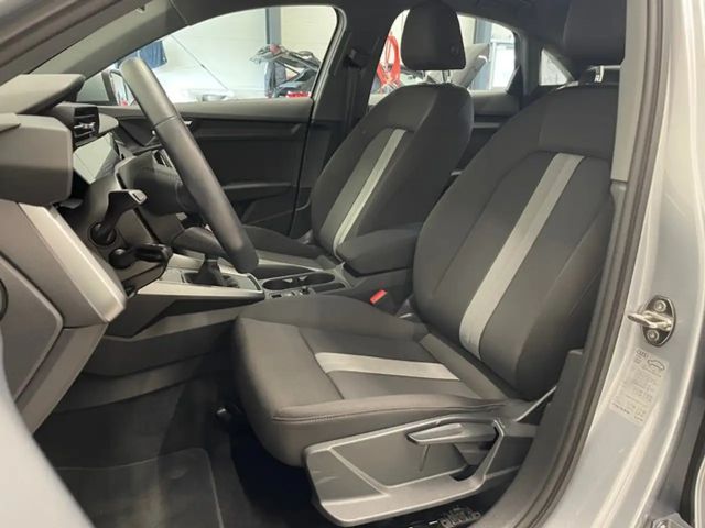 Audi A3 30 TDI Sedan