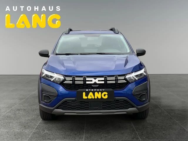 Dacia Sandero Essential Stepway TCe 90