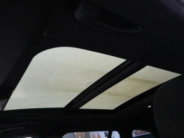 BMW 330 330e M-Sport Touring