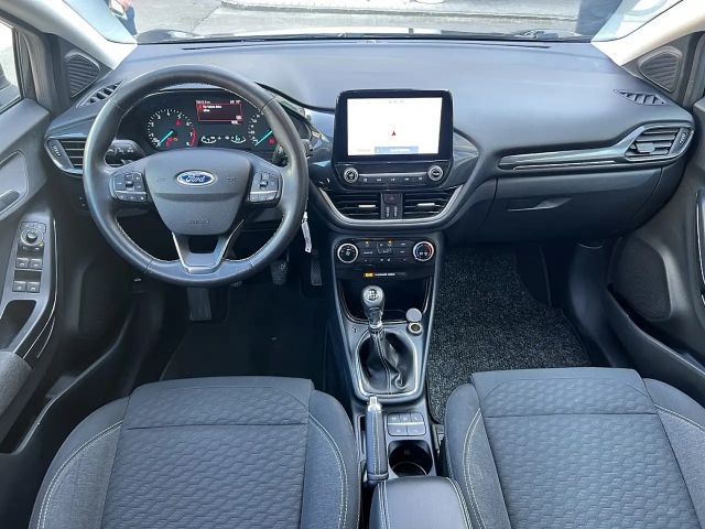 Ford Puma EcoBoost Titanium