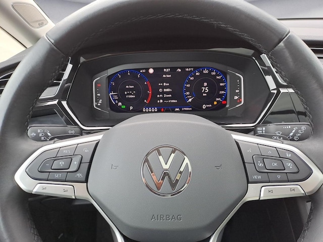 Volkswagen Touran 1.5 TSI DSG R-Line