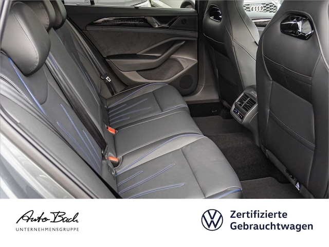Volkswagen Passat 2.0 TDI DSG R-Line