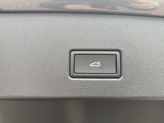 Volkswagen T-Roc 1.5 TSI DSG IQ.Drive R-Line