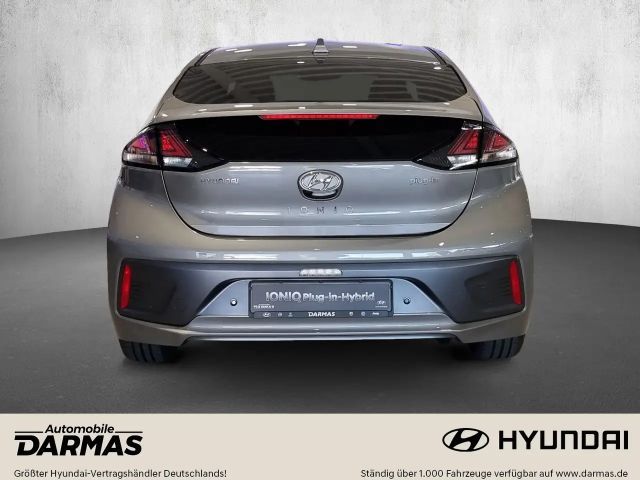 Hyundai Ioniq Hybrid Plug-in Style