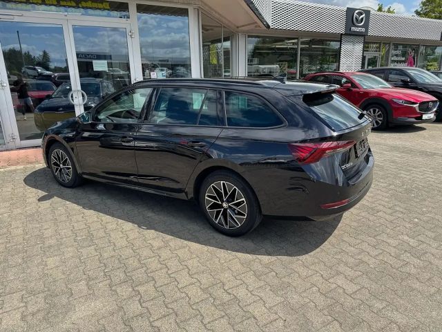 Skoda Octavia 1.5 TSI Ambition Clever Combi