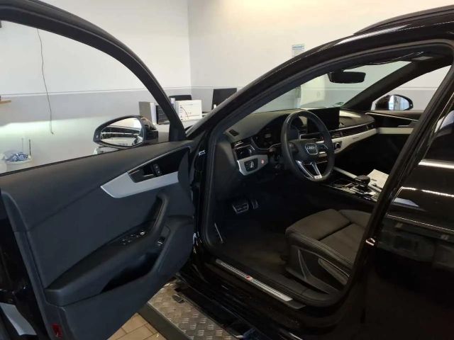 Audi A4 40 TFSI Quattro S-Line S-Tronic