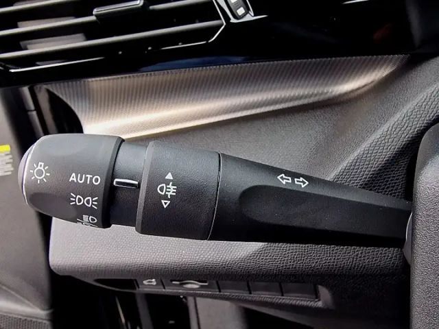 Peugeot 408 GT-Line Hybrid