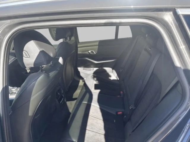 BMW 330 330d M-Sport Touring