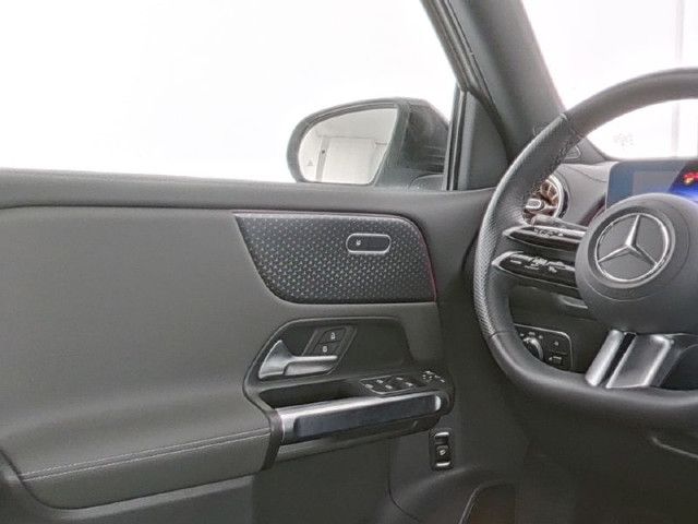 Mercedes-Benz EQB 350 4MATIC