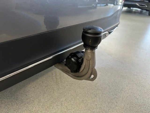 Mercedes-Benz B 180 Progressive Sedan