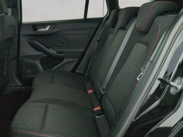 Ford Focus EcoBoost ST Line Wagon