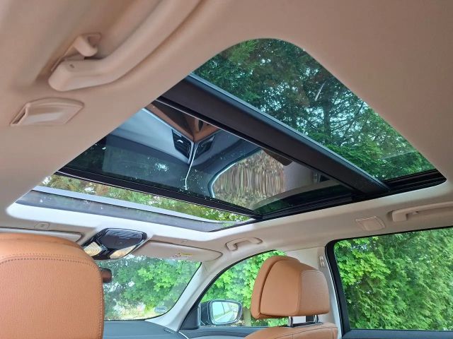 BMW 530 530d Luxury Line Touring xDrive