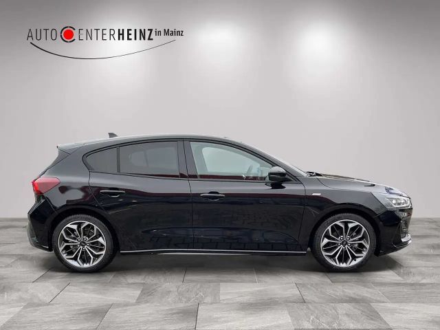 Ford Focus EcoBoost ST Line