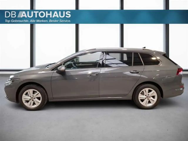 Volkswagen Golf 1.5 eTSI DSG Life