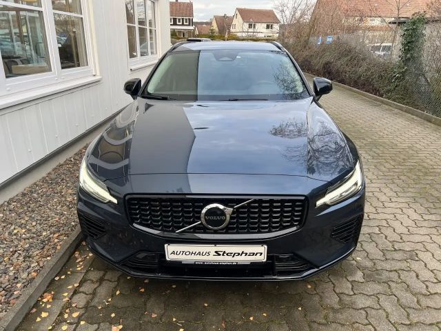 Volvo V60 AWD Dark Plus Recharge T8