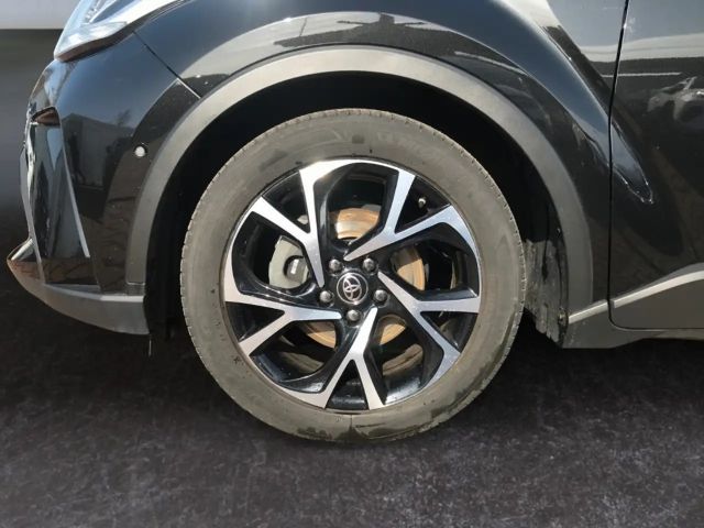 Toyota C-HR Hybride Team D