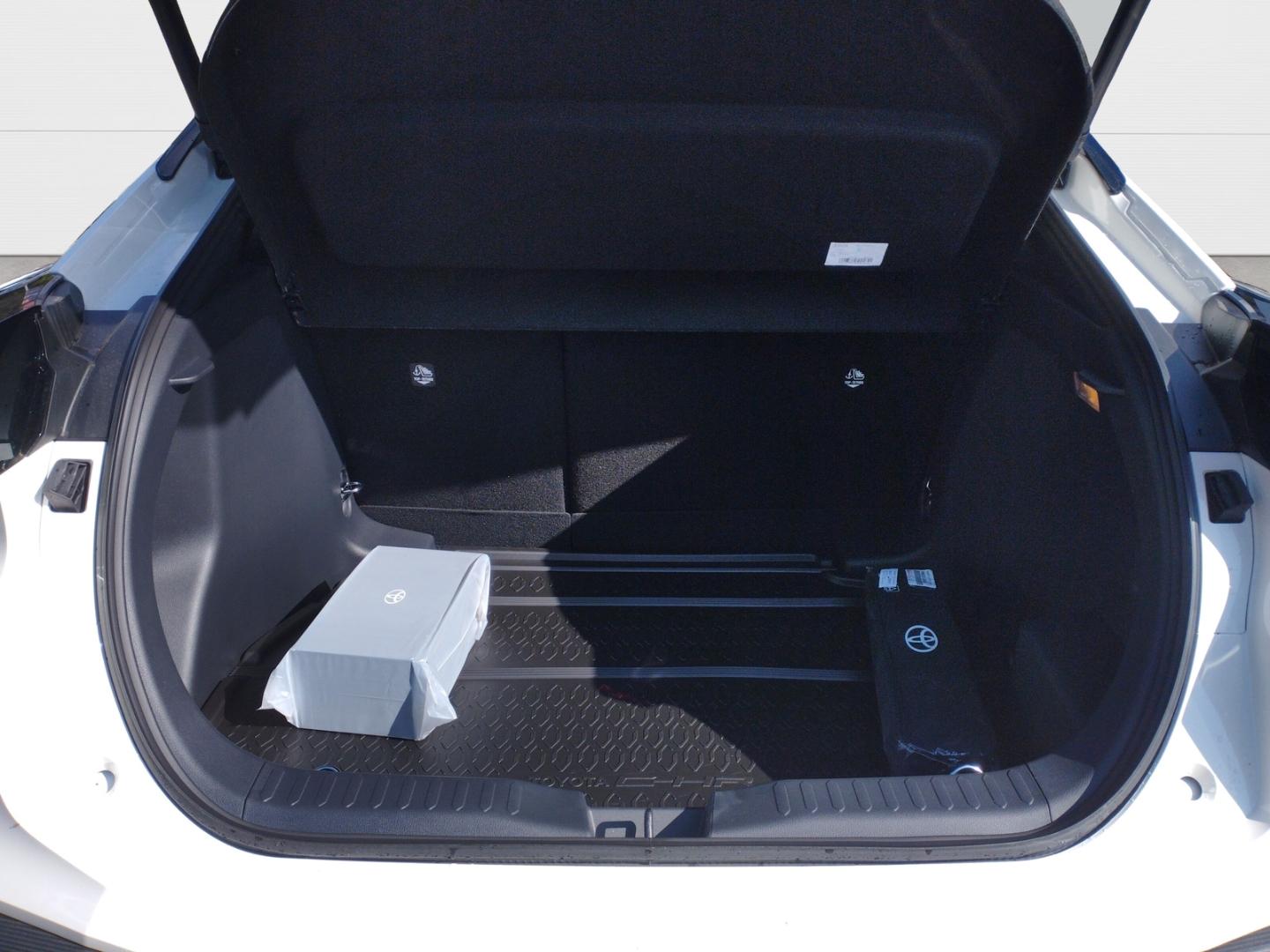 Toyota C-HR Hybride Team D