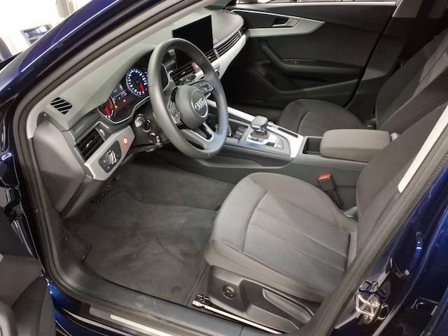 Audi A4 35 TFSI S-Tronic Sedan