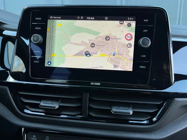 Volkswagen T-Roc 1.5 TSI DSG R-Line