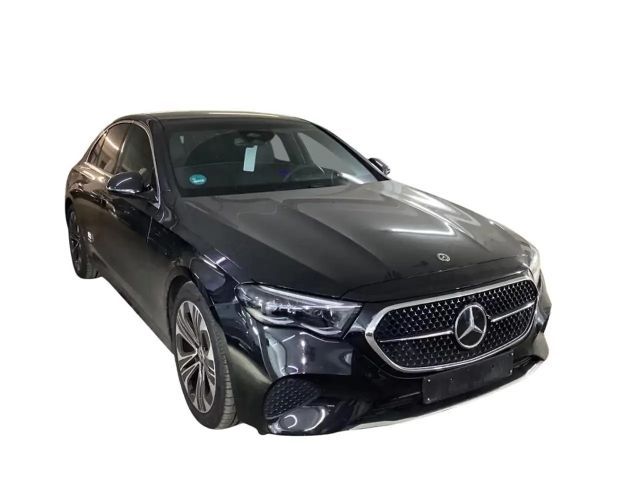 Mercedes-Benz E 220 4MATIC E 220 d Sedan
