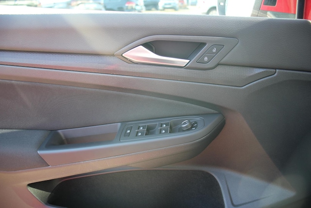 Volkswagen Golf 2.0 TSI DSG Golf VIII