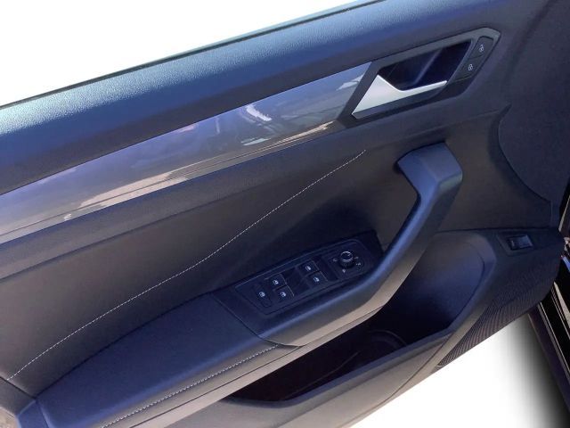 Volkswagen T-Roc 1.5 TSI DSG Style