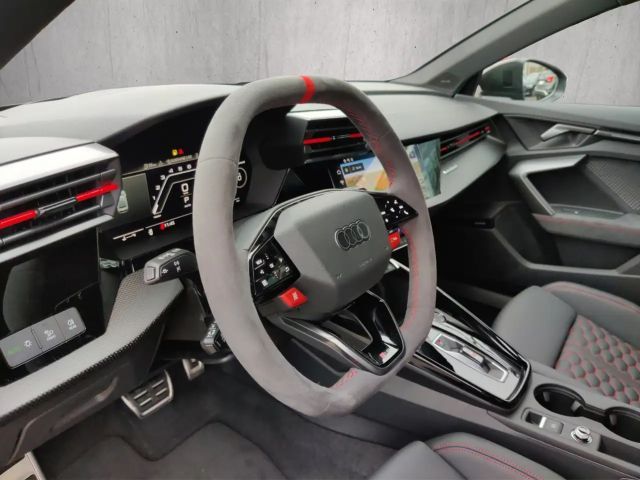 Audi RS3 Quattro S-Tronic Sedan