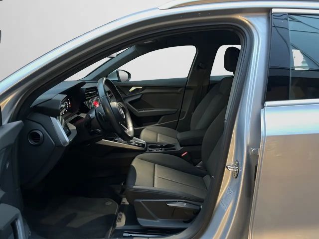 Audi A3 30 TFSI Sedan