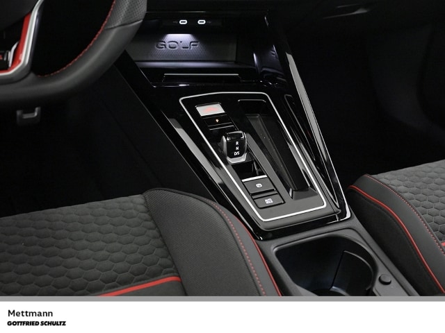 Volkswagen Golf 2.0 TSI DSG GTI