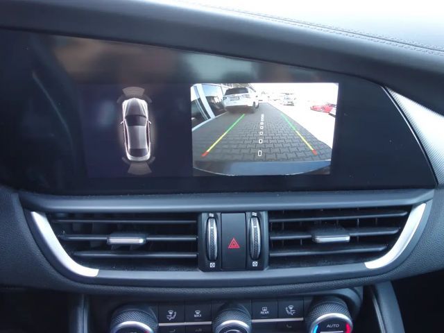 Alfa Romeo Giulia Q4 Veloce