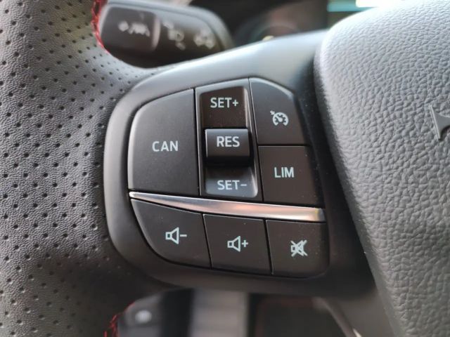 Ford Focus ST Line Wagon