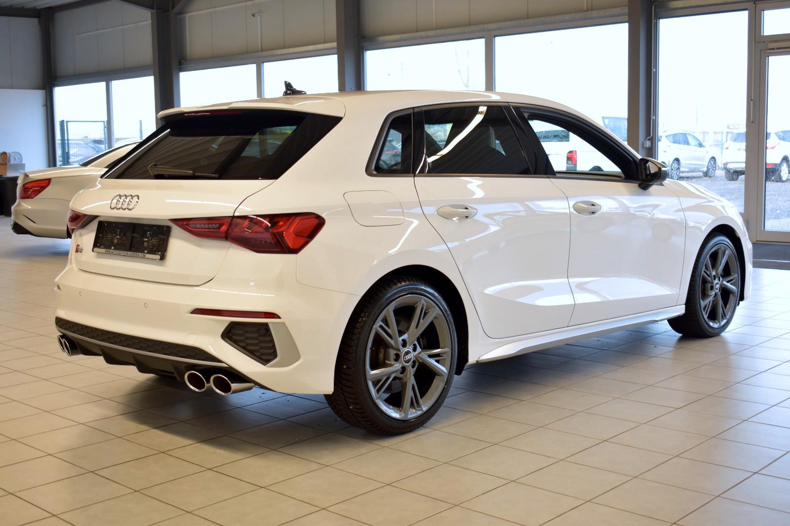 Audi S3 2.0 TFSI Quattro Sedan Sportback