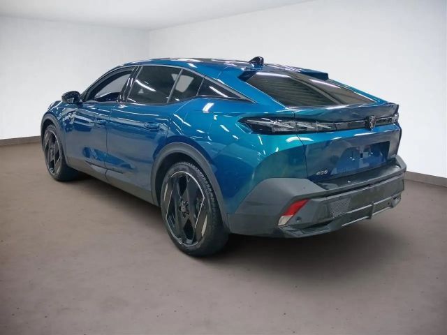 Peugeot 408 EAT8 Hybrid