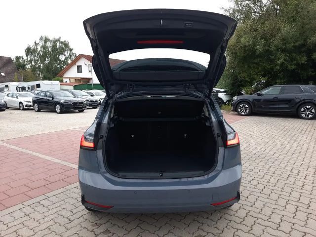 BMW 218 218i Active Tourer