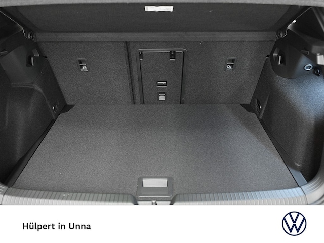 Volkswagen Golf 1.5 eTSI Golf VIII R-Line